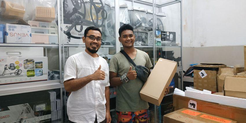 Pembeli dari Bali