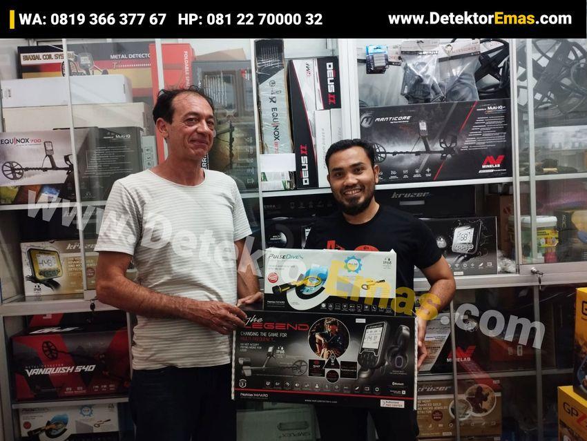 Mr. Cristian Gozzi dari Perancis